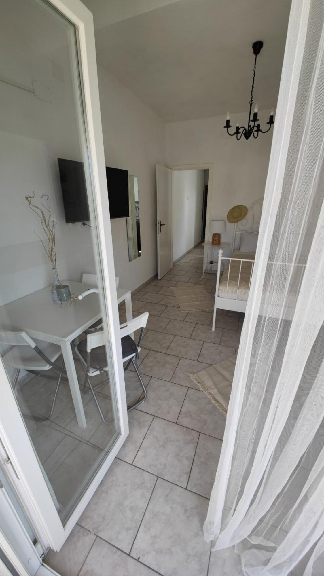 Vila Sentio Mare-Apartments Livaic Zeljko Pirovac Exterior foto